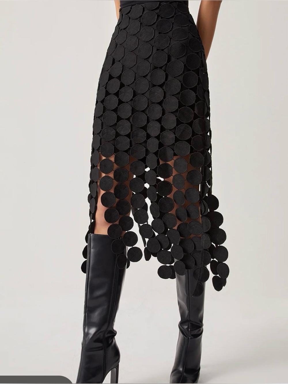 Commense Black Circle-Appliqué Midi Skirt